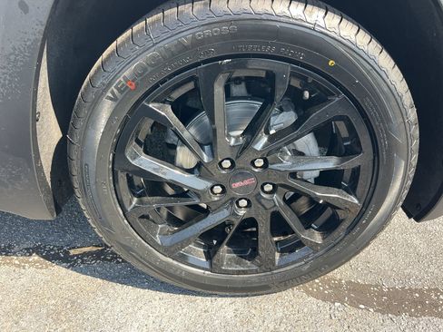 Used 2023 GMC Terrain SLE w/ Elevation Edition FWD image 13