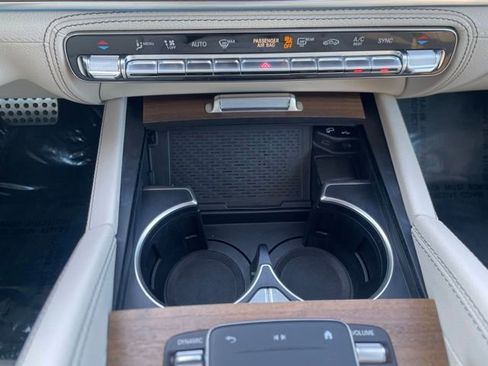 Certified 2022 Mercedes-Benz GLS 450 4MATIC image 37