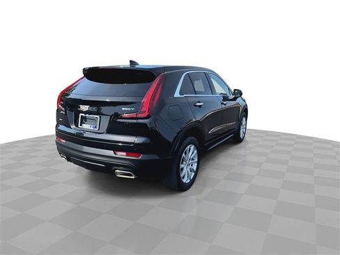 Used 2023 Cadillac XT4 Luxury image 9