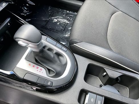 Used 2023 Kia Forte GT-Line w/ GT-Line Premium Package FWD image 17
