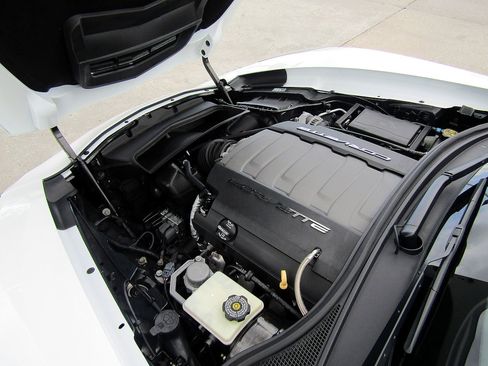 Used 2014 Chevrolet Corvette Stingray Convertible w/ 3LT Preferred Equipment Group image 19