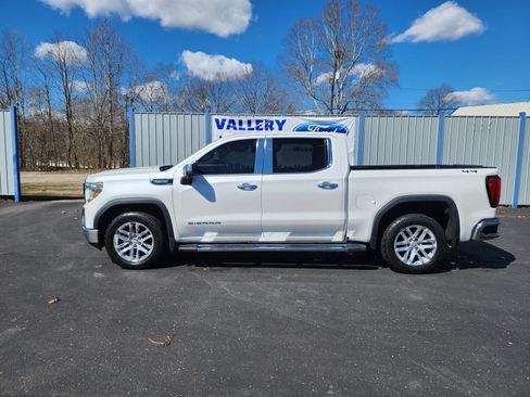 Used 2019 GMC Sierra 1500 SLT w/ SLT Premium Plus Package AWD/4WD image 2