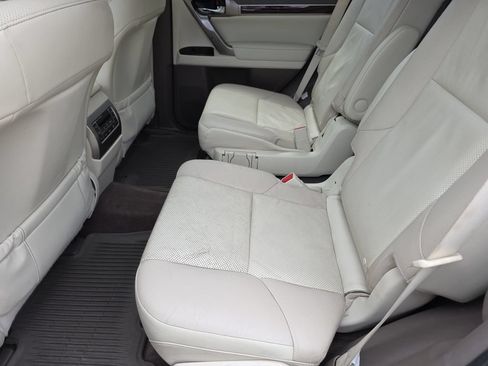 Used 2017 Lexus GX 460 Premium AWD/4WD image 19