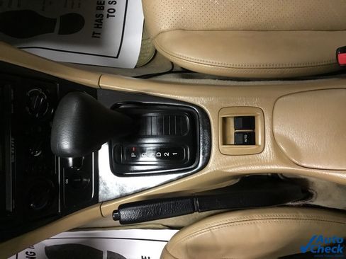 Used 2002 MAZDA MX-5 Miata LS image 48