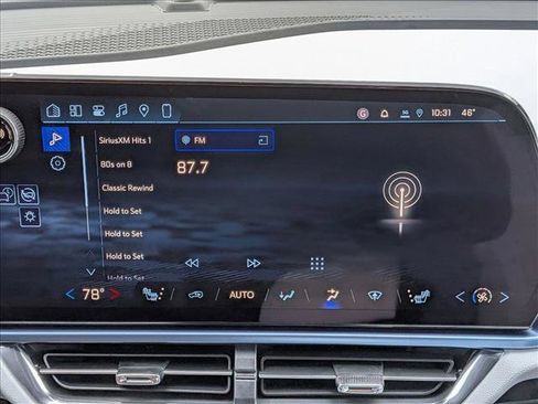 New 2026 Chevrolet Equinox EV LT image 11