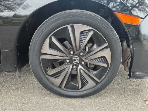 Used 2019 Honda Civic EX image 31