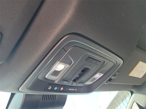 Used 2024 GMC Sierra 1500 AT4 w/ Technology Package image 30