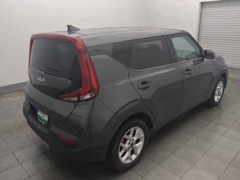 Used 2022 Kia Soul LX w/ Technology Package FWD image 9