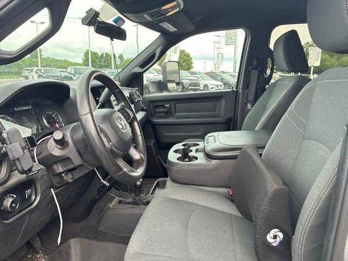 Used 2022 RAM 3500 Tradesman AWD/4WD image 13