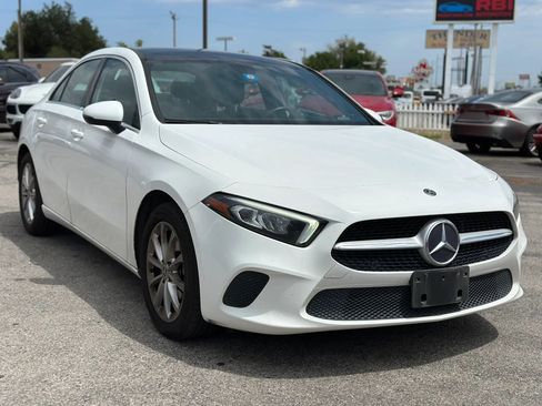 Used 2019 Mercedes-Benz A 220 image 4