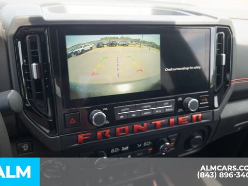 Used 2026 Nissan Frontier PRO-4X AWD/4WD image 24