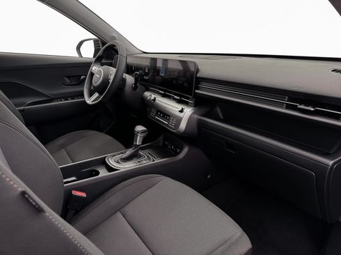 Certified 2026 Hyundai Kona SEL Sport AWD/4WD image 15