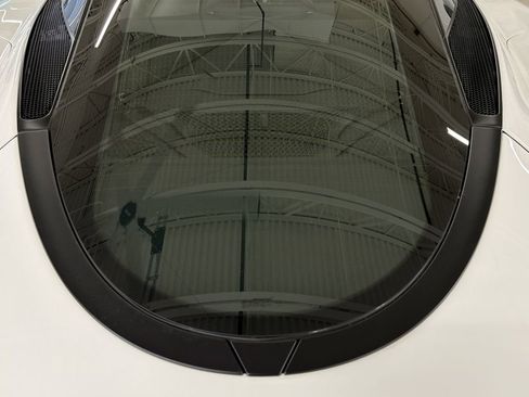 Used 2023 McLaren GT image 18