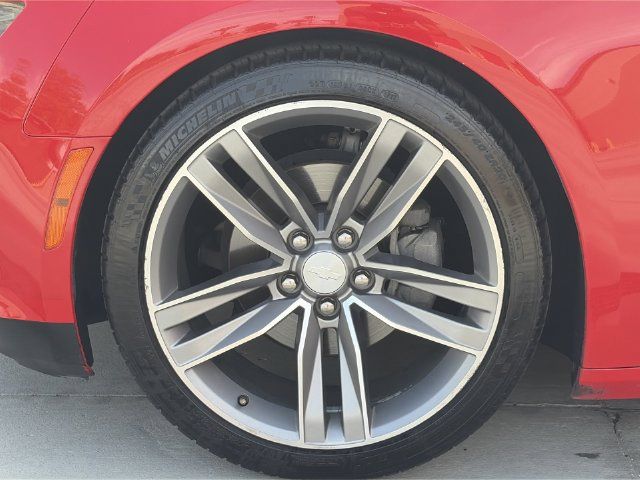Used 2018 Chevrolet Camaro LT w/ RS Package RWD image 28