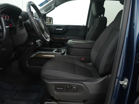 Used 2020 Chevrolet Silverado 1500 RST image 22