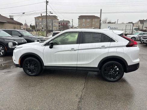 New 2026 Mitsubishi Eclipse Cross LE image 2