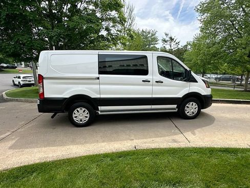 Used 2024 Ford Transit 250 Low Roof w/ Exterior Upgrade Package RWD image 10