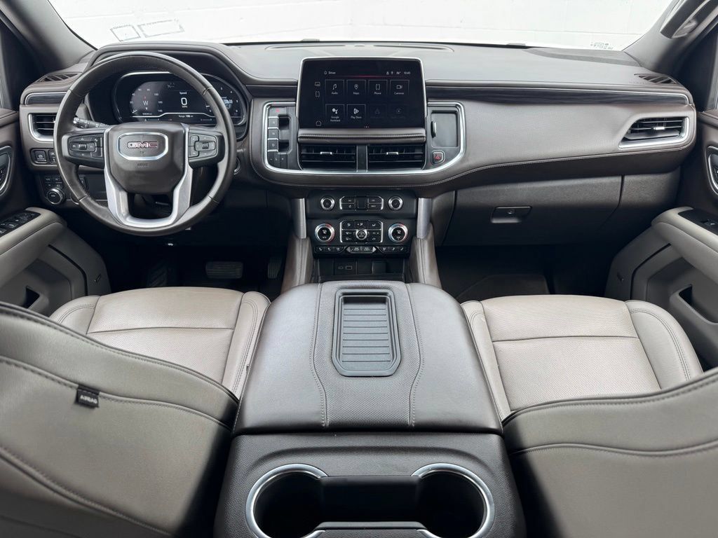 Used 2024 GMC Yukon XL SLT AWD/4WD image 25