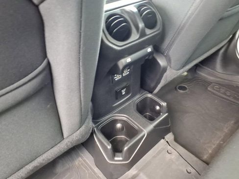 Used 2022 Jeep Gladiator Mojave AWD/4WD image 14