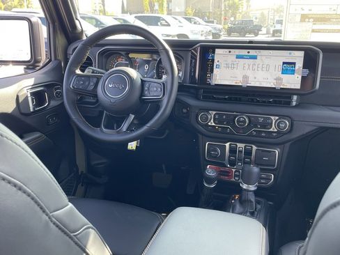 New 2025 Jeep Wrangler Unlimited Rubicon 392 image 22