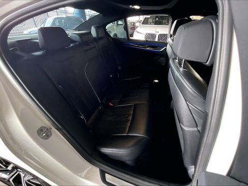 Used 2022 BMW 540i w/ Executive Package image 20
