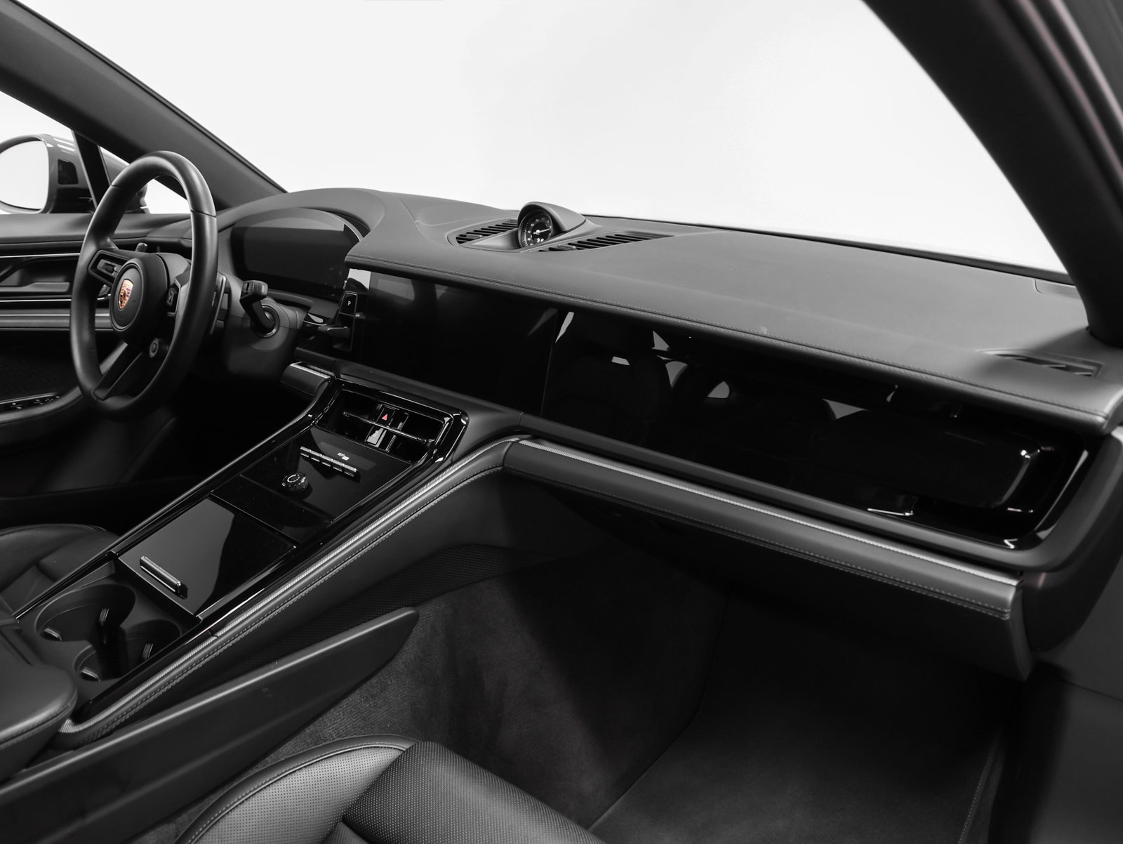 Certified 2025 Porsche Panamera 4 AWD/4WD image 22