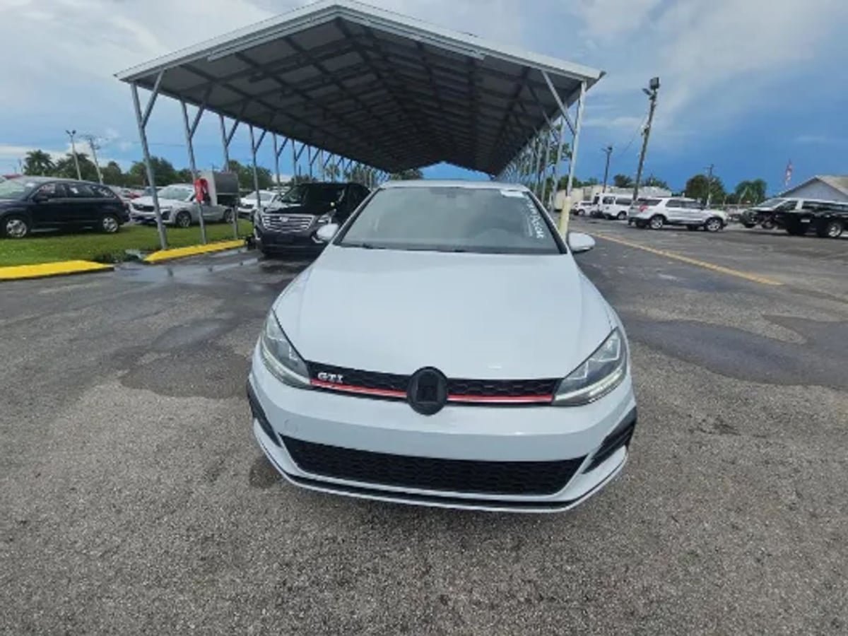 Used 2018 Volkswagen GTI S FWD image 2