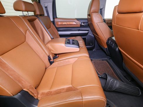 Used 2020 Toyota Tundra 4x4 CrewMax image 20