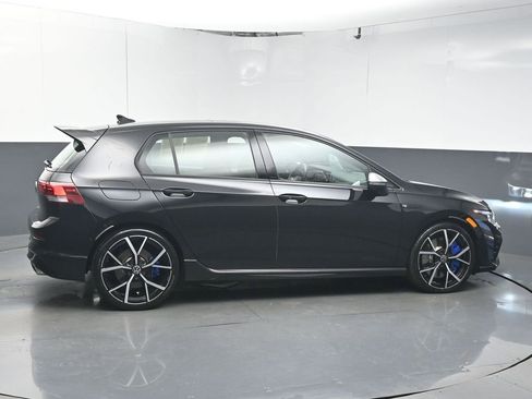 Used 2024 Volkswagen Golf R image 8