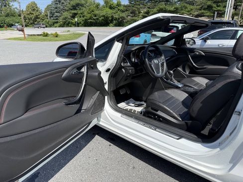 Used 2019 Buick Cascada Sport Touring w/ Dark Effects Package FWD image 13