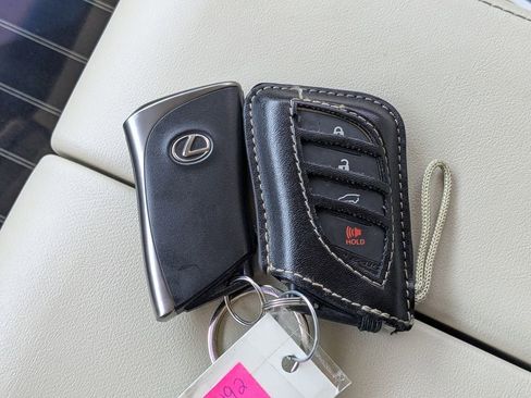 Used 2020 Lexus GX 460 Premium AWD/4WD image 32