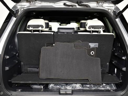 Used 2024 Toyota Sequoia Capstone image 29