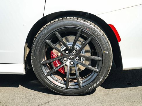 Used 2019 Dodge Charger Scat Pack w/ Daytona Edition Group image 11