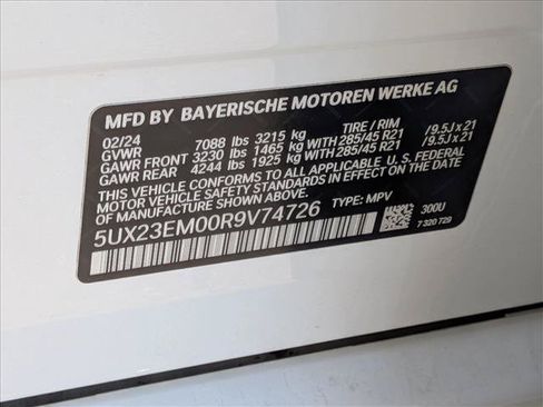Used 2024 BMW X7 xDrive40i AWD/4WD image 28
