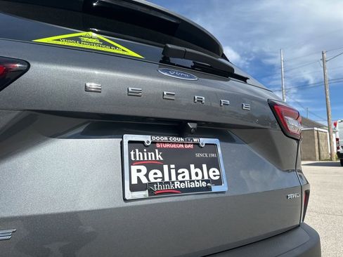 Used 2023 Ford Escape Active AWD/4WD image 30