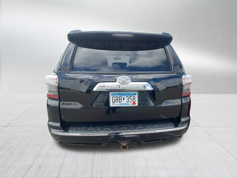 Used 2015 Toyota 4Runner Limited AWD/4WD image 5