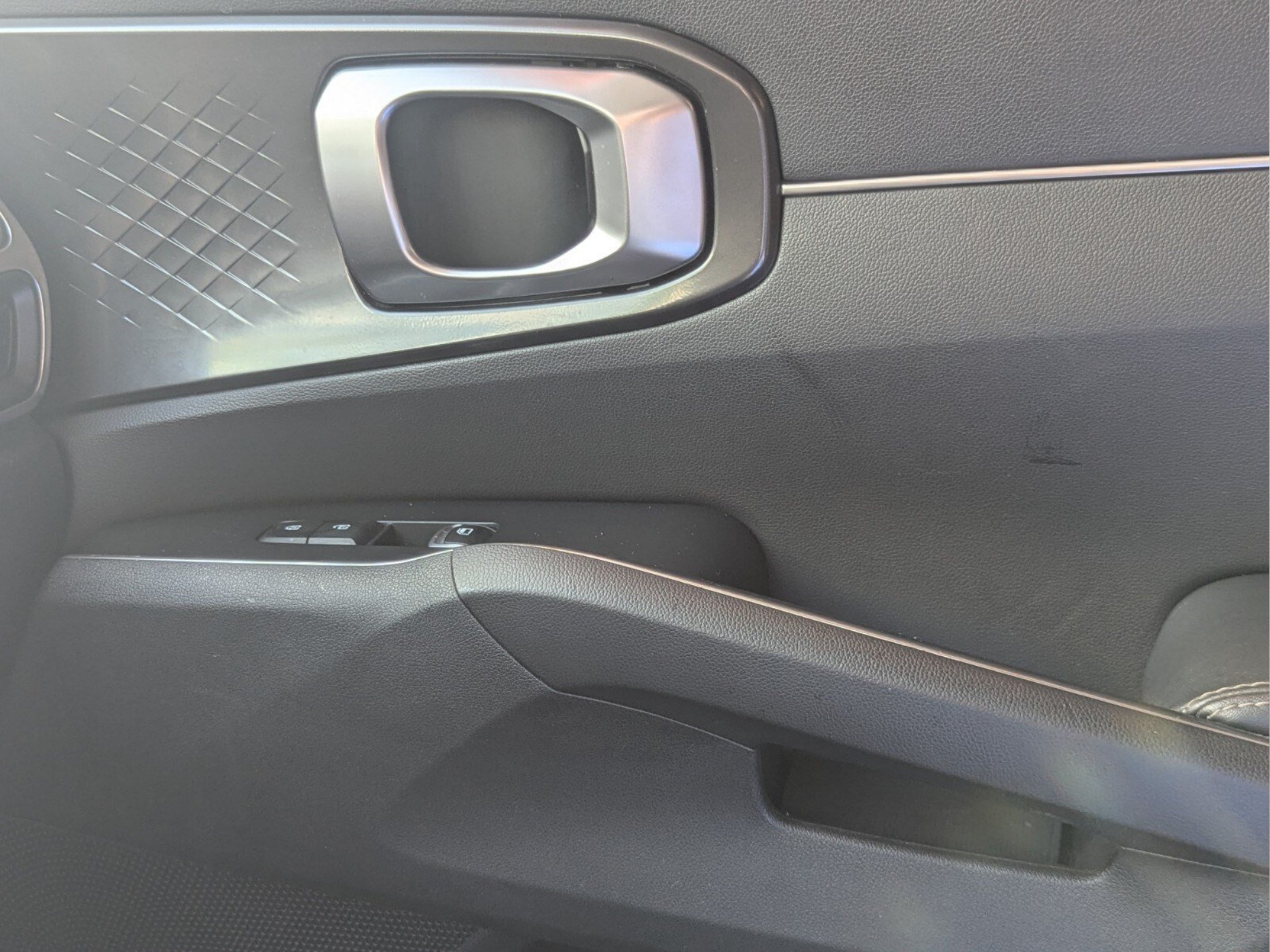 Used 2022 Kia Sorento S FWD image 23