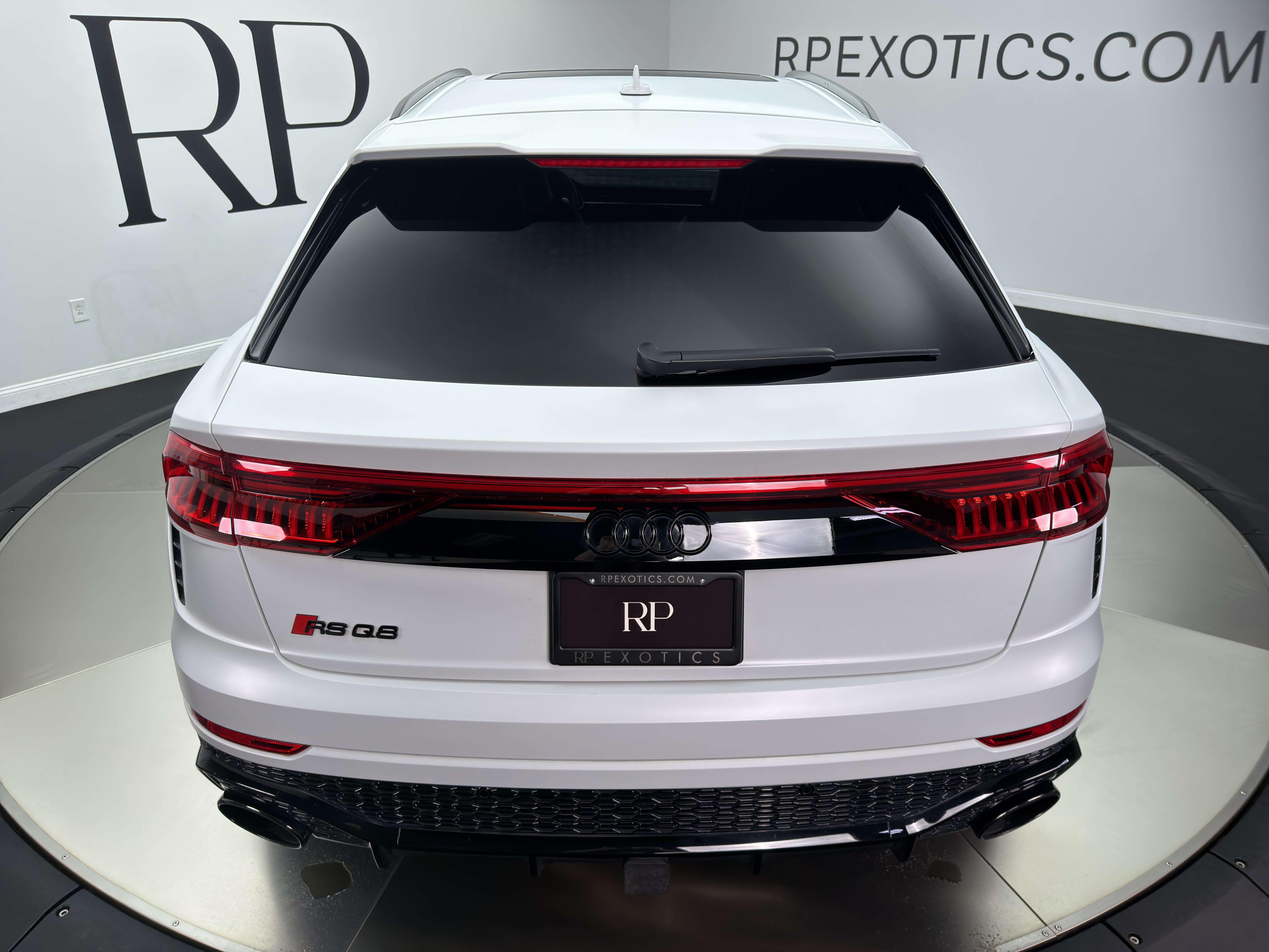 Used 2024 Audi RS Q8 AWD/4WD image 11