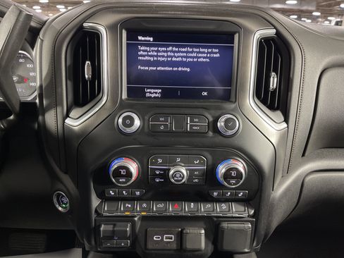 Used 2019 GMC Sierra 1500 AT4 w/ AT4 Premium Package image 24