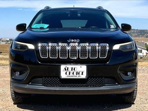 Used 2019 Jeep Cherokee Latitude w/ Popular Appearance Group AWD/4WD image 2