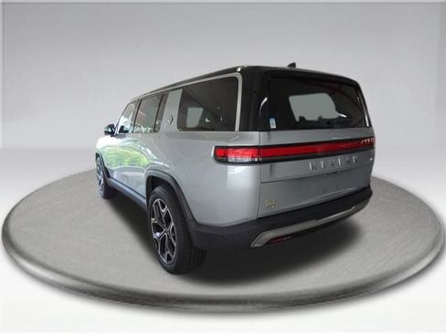 Used 2023 Rivian R1S Adventure AWD/4WD image 10