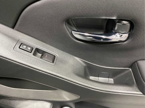 Used 2024 Nissan Frontier SV w/ Technology Package image 27