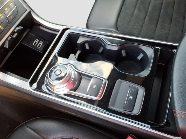 Used 2020 Ford Edge ST-Line FWD image 17