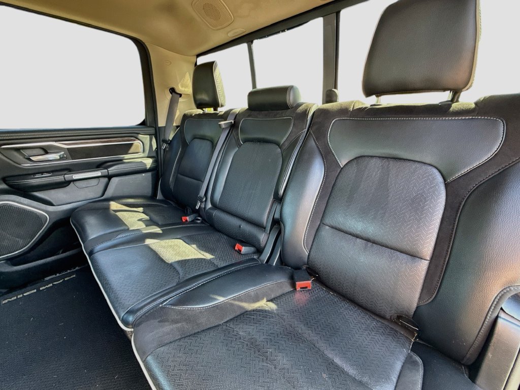 Used 2020 RAM 1500 Laramie AWD/4WD image 30