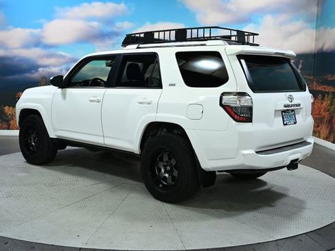 Used 2018 Toyota 4Runner SR5 image 5