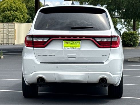 Used 2024 Dodge Durango GT RWD image 12