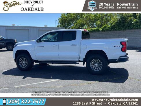 Certified 2024 Chevrolet Colorado LT w/ LT Convenience Package II AWD/4WD image 8