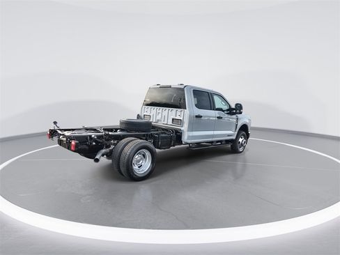 New 2026 Ford F350 XLT w/ XLT Value Package image 8