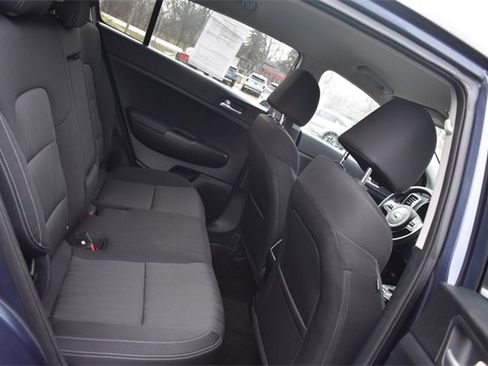 Used 2019 Kia Sportage LX image 14