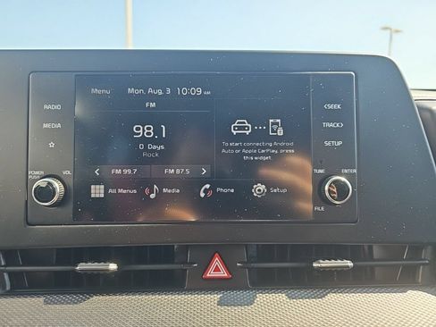Used 2025 Kia Sportage LX FWD image 36